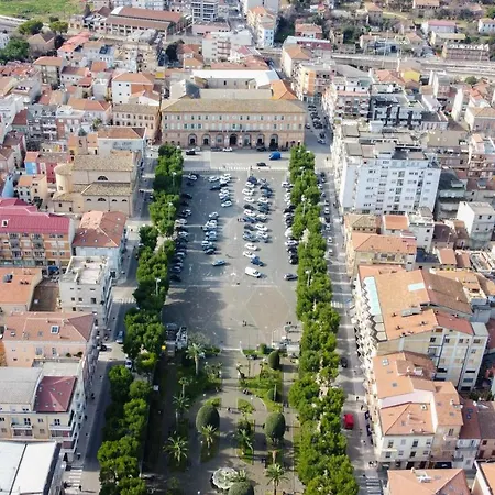 Апартаменты Piazza - Spazio, Comfort E Wifi Чивитанова-Марке